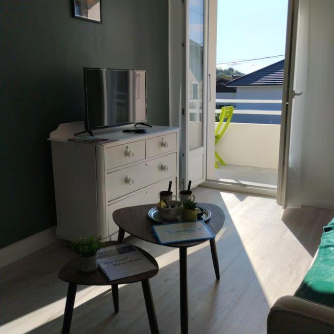 Appartement Verdoyant Au Bord Du Lac Leman Entre Evian Et Thonon Dans Une Villa Publier Exterior foto