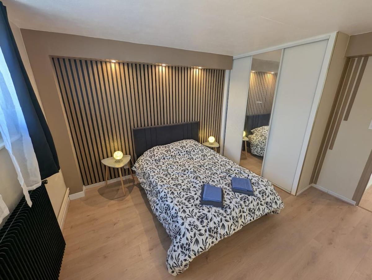 Appartement Verdoyant Au Bord Du Lac Leman Entre Evian Et Thonon Dans Une Villa Publier Exterior foto